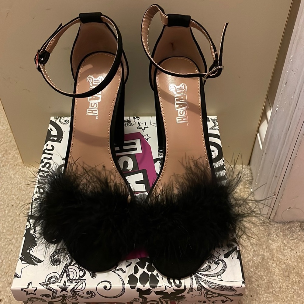 Brash Houston Black Heels